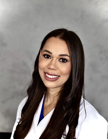 Northborough dentist Fernanda Moraes