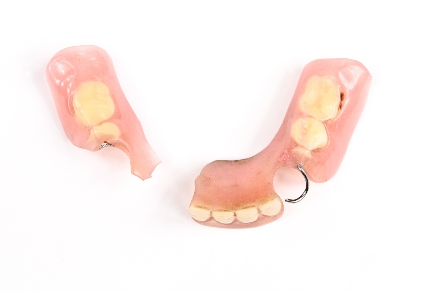 Does a Broken Denture Count as a Dental Emergency?